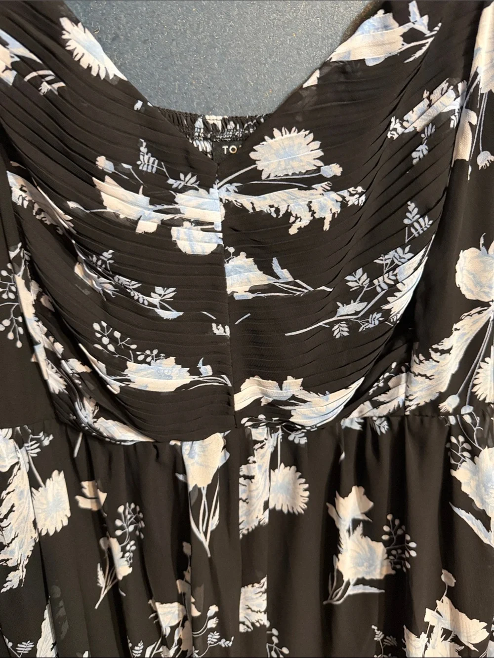 Torrid black floral sundress size 3 - Picture 2 of 4